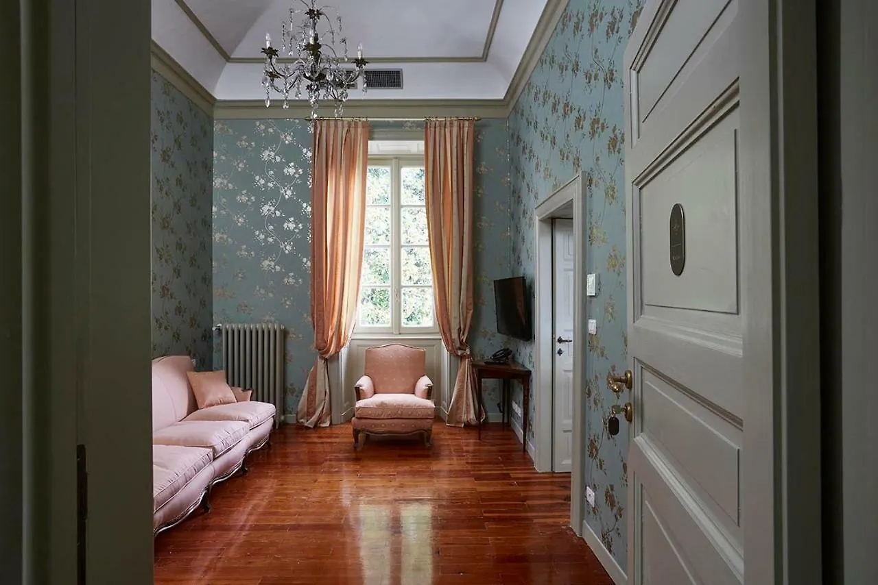 Villa Platamone Como Italy