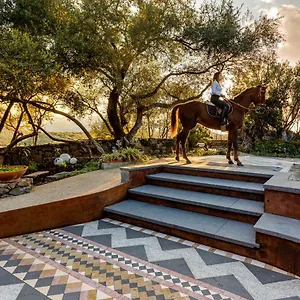  Vakantieboerderij Canales Italië