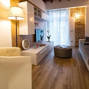 Carrara Deluxe Apartament